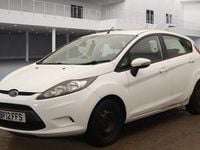 Used Ford Fiesta 82 HP (60 kW) 2012 White Hatchback