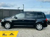 Used VW Touran Comfortline 140 HP (102 kW) 2012 Black MPV