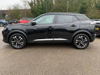 Second-hand Peugeot e-2008 Allure+ 98 kW (134 CP) 2022 Negru SUV