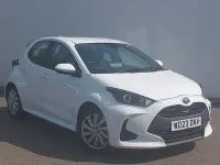 Used Toyota Yaris 116 HP (85 kW) 2023 White Hatchback