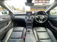 Used Mercedes GLA200 2017 White SUV