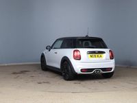 Used Mini Cooper S Classic 192 HP (141 kW) 2019 Silver Hatchback
