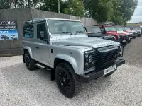 Used Land Rover Defender 122 HP (89 kW) 2007 Silver Estate