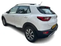 Used Kia Stonic 99 HP (72 kW) 2022 White SUV
