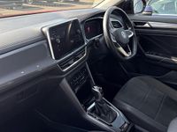 Used VW T-Roc Style 150 HP (110 kW) 2022 Red SUV