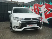 Used Mitsubishi Outlander P-HEV 200 HP (147 kW) 2018 White SUV