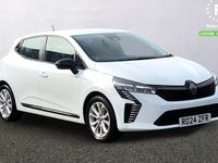 Used Renault Clio V Evolution 143 HP (105 kW) 2024 White Hatchback