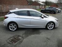 Used Vauxhall Astra SRi 110 HP (80 kW) 2017 Silver Hatchback