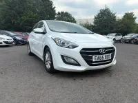 Used Hyundai i30 SE 110 HP (80 kW) 2015 White Hatchback