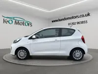 Used Kia Picanto 66 HP (48 kW) 2016 White Hatchback