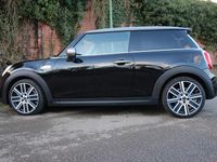 Używany Mini Cooper S Exclusive 2019 Czarny Hatchback