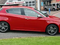 Used Alfa Romeo Giulietta Exclusive 170 HP (125 kW) 2015 Red Hatchback