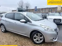 Used Peugeot 208 82 HP (60 kW) 2013 Silver Hatchback