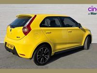 Used MG MG3 106 HP (77 kW) 2017 Yellow Hatchback