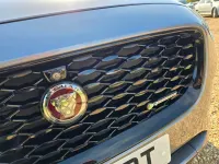Usado Jaguar E-Pace R-Dynamic 204 HP (150 kW) 2021 Cinzento SUV