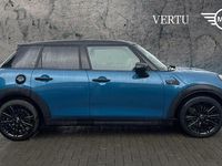 Begagnad Mini Cooper S Exclusive 178 HK (130 kW) 2022 Blå Halvkombi