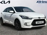 Used Hyundai i20 SE 83 HP (61 kW) 2016 White Coupe