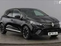 Used Renault Clio Techno 143 HP (105 kW) 2025 Metallic  diamond black  Hatchback