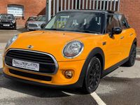 Usado Mini Cooper Hatch 2016 Naranja Utilitario