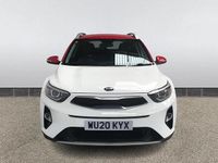 Used Kia Stonic 118 HP (86 kW) 2020 White SUV