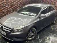 Usado Mercedes A200 136 HP (100 kW) 2015 Cinzento Citadino