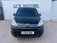 Usado Citroën Berlingo 75 CV (55 kW) 2018 Negro Monovolumen
