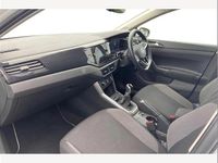 Used VW Polo Life 95 HP (69 kW) 2022 White Hatchback