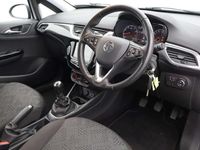 Used Vauxhall Corsa 75 HP (55 kW) 2018 White Hatchback