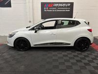 Used Renault Clio IV Dynamique 90 HP (66 kW) 2016 White Hatchback