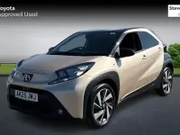 Used Toyota Aygo X 72 HP (52 kW) 2025 Beige SUV