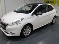 used Peugeot 208 1.4 HDI STYLE 3d 70 BHP Panoramic Glass Roof