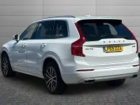 Used Volvo XC90 Momentum 250 HP (183 kW) 2020 Ice white SUV