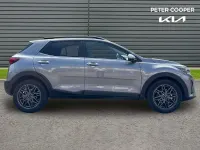 Used Kia Stonic 100 HP (73 kW) 2024 Grey SUV