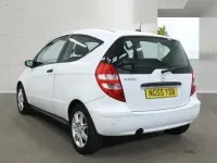 Used Mercedes A200 Classic 136 HP (100 kW) 2005 White Hatchback