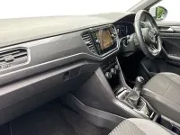 Used VW T-Roc R-line 148 HP (108 kW) 2022 White silver SUV