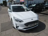 Used Ford Focus Zetec 125 HP (91 kW) 2018 White Hatchback