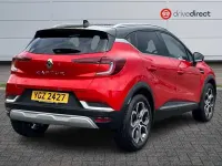 Used Renault Captur Techno 90 HP (66 kW) 2022 Red/black SUV