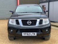 used Nissan Pathfinder 2.5 dCi Tekna 5dr Auto