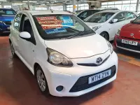 Used Toyota Aygo 2014 White Hatchback