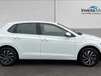 Usado VW Polo Life 95 HP (69 kW) 2023 Branco Citadino