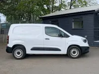Used Vauxhall Combo 100 HP (73 kW) 2021 White MPV
