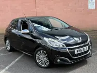 Used Peugeot 208 Allure 80 HP (58 kW) 2016 Black Hatchback