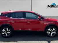 Used Nissan Qashqai Acenta Premium 190 HP (139 kW) 2024 Red SUV