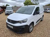 Used Peugeot Partner Premium 131 HP (96 kW) 2023 White MPV