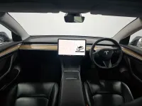 Usado Tesla Model 3 Standard Range 366 kW (498 HP) 2021 Cinzento Sedan