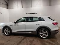 Begagnad Audi e-tron Advanced 230 kW (313 HK) 2020 Vit SUV