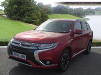 Begagnad Mitsubishi Outlander P-HEV 2018 Röd Kombi