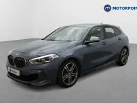 Używany BMW M135 2021 Niebieski Hatchback