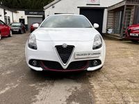 Used Alfa Romeo Giulietta 120 HP (88 kW) 2019 White Hatchback