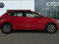 Used VW Polo Life 95 HP (69 kW) 2023 Red Hatchback